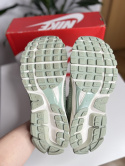 Buty Nike Zoom Vomero 5 roz. 44,5