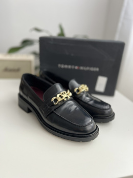 Buty damskie Mokasyny Loafersy Tommy Hilfiger roz. 41 skórzane