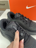 Buty do biegania NIKE Journey Run roz. 37,5