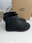 Śniegowce UGG MINI II - Ankle Boot - czarne roz. 40